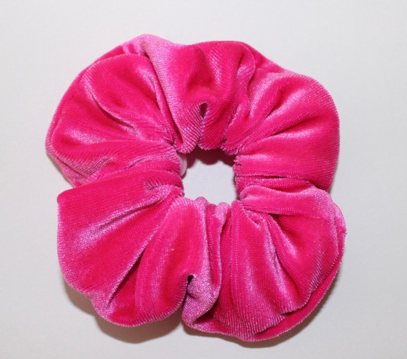 hot pink velvet scrunchie REG