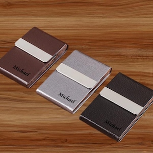 Portasigarette con nome personalizzato, Portasigarette personalizzato, Portapacchi di sigarette in pelle, Regalo di compleanno per lui, Regalo personalizzato, Regalo per fumatore