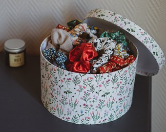 Floral scrunchies