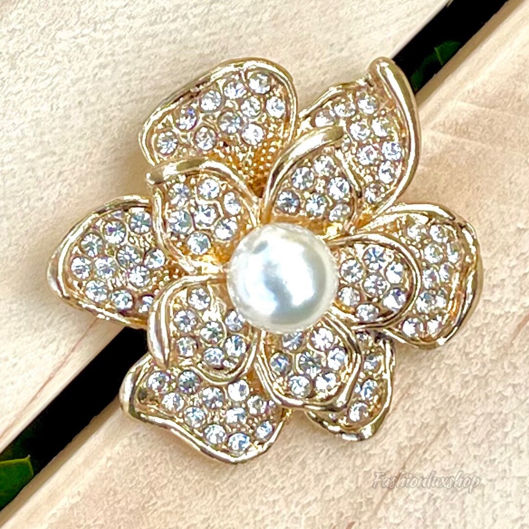 Vavhoo Pink Camellia Flower Brooch Pin Petal Elegant Exquisite Art Brooch For Women Wedding Banquet Party Pink