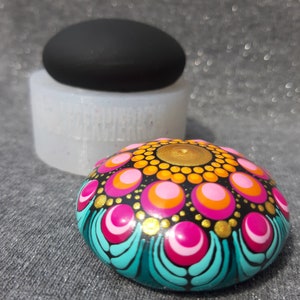 Silicone mold * Casting mold 4.8 cm stone