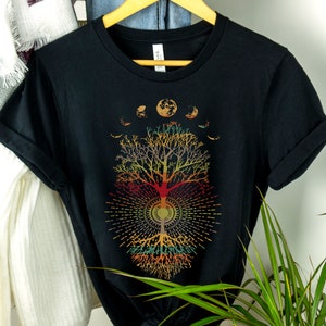 Yoga Shirt, Yoga Tree Shirt, Moon Forest Shirt, Moon Forest, Tree of Life Shirt, Phases Of The Moon Tree Of Life Shirt, Namaste Shirt afbeelding 3