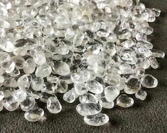Chips de cuarzo transparente - Ultra transparente de 3 a 7 mm - 1, 2, 4 y 8 oz - Chips de cristal de gema - Chips para botella con rodillo - Cristales curativos - Artes y manualidades