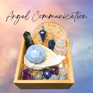 ANGEL COMMUNICATION Energieke kristallen set met premium bamboedoos, informatie- en mantrakaart, Reiki Enhanced