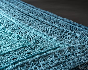 Handmade crochet 'Sislove' shawl