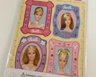 Hoja de pegatinas de Barbie sellada con sello distintivo de 2004 y joyas