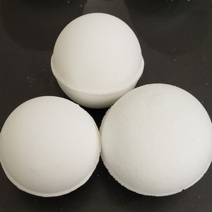 Honey Almond Bath Bomb,Honey Almond,Bath Bomb,White Bath Bomb,Gift,Mom Gift,Wife Gift,Self Care,Relax,Valentine,Aroma Therapy,Stocking Stuff