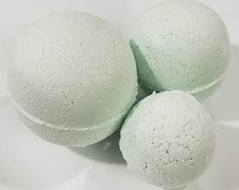 Eucalyptus and Peppermint Essential Oil bath bomb,Bath Bomb,Eucalyptus,Peppermint,Adult Bath Bomb,Self Care,gift,bath bomb,mom gift