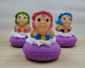 Mermaid Water Squirt Toy Donut Bath Bomb