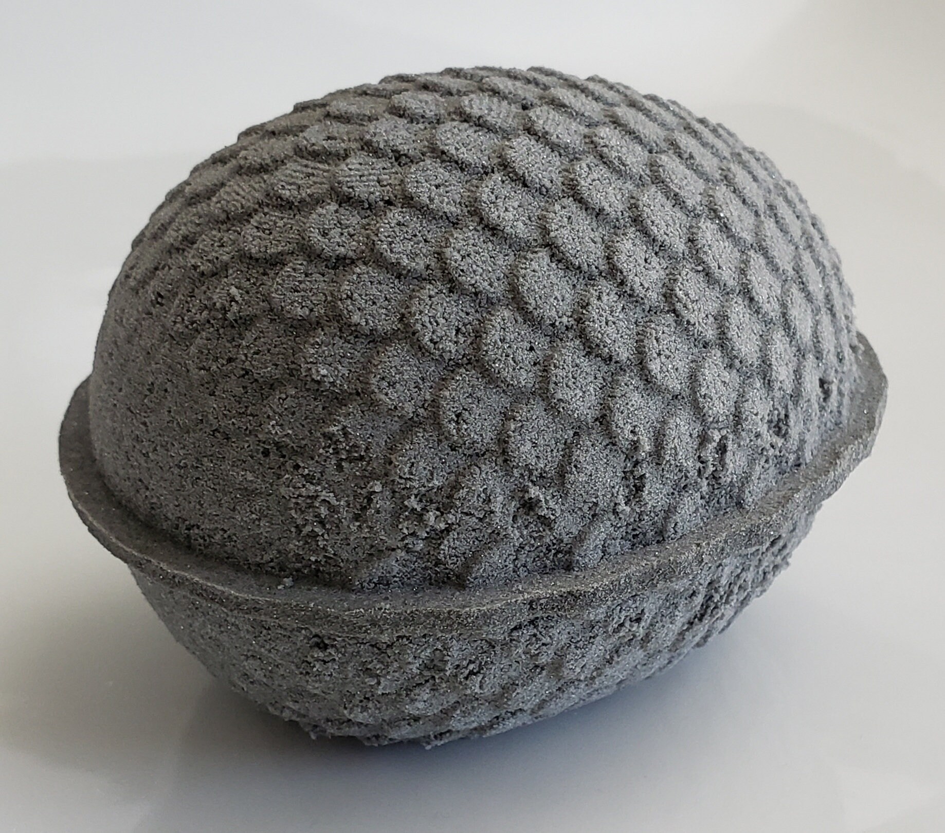 Dragon Egg bath bomb scented in Dragon's Blood | Etsy