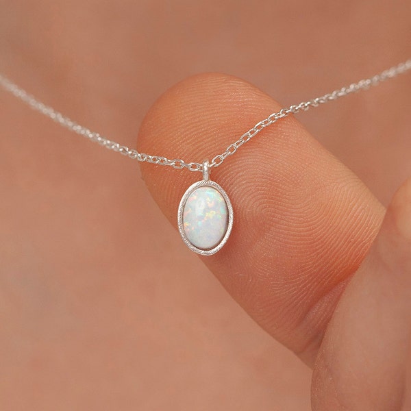 14k Solid Gold Opal Necklace, Sterling Silver 925 Opal Necklace, Oval Opal Necklace, 14k Gold White Opal Necklace, Gift for Mom, Mom Gift