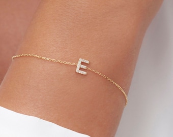 Pulsera de letras, pulsera de letras pavimentadas, pulsera inicial de letras, regalo para ella, regalo de Navidad, regalo personalizado, pulsera de letras de diamantes