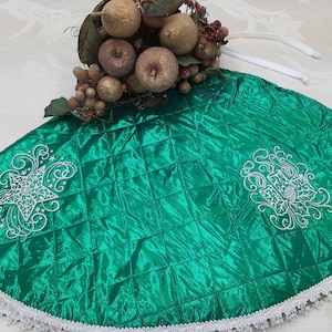 Christmas tree skirt, Christmas Decor, Christmas Accents, Home Decor, Home Accents, Embroidered Tree Skirt, Tree Skirt,