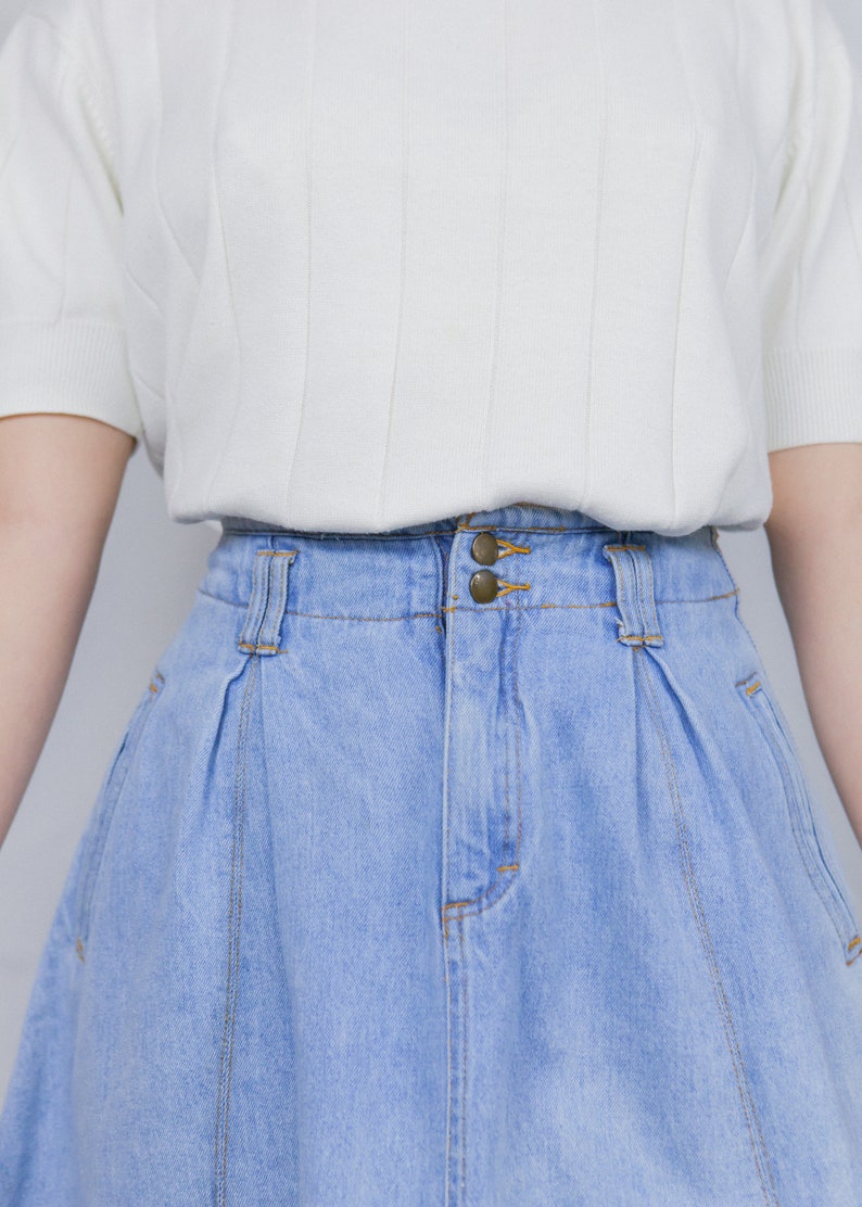 Vintage High Waisted Denim Skirt 26 Waist