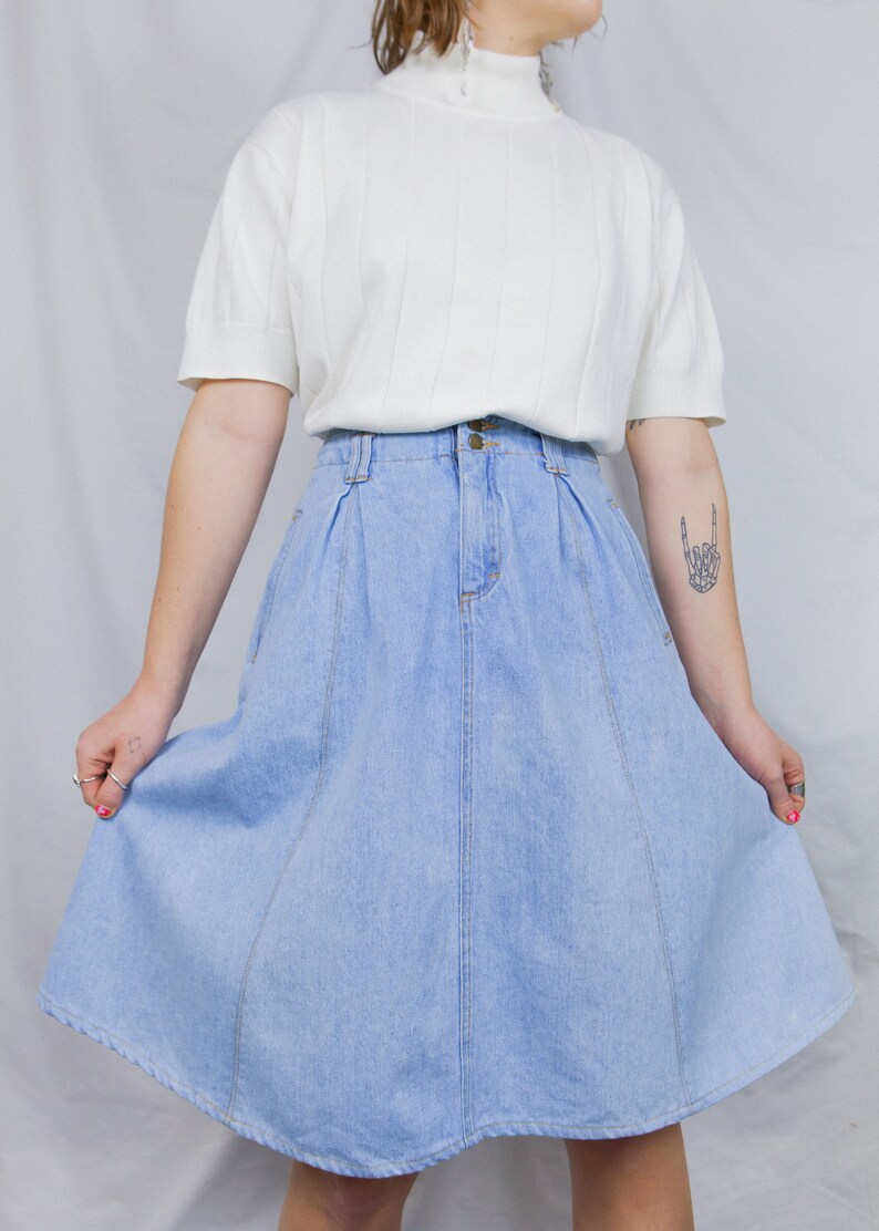 Vintage High Waisted Denim Skirt 26 Waist