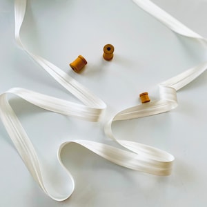 2cm - 4/5 &quot;Satin Bias Tape Off White, Satin bias tape, bias binding, trim (0.78 inches) - Single fold bias, Lingerie trim