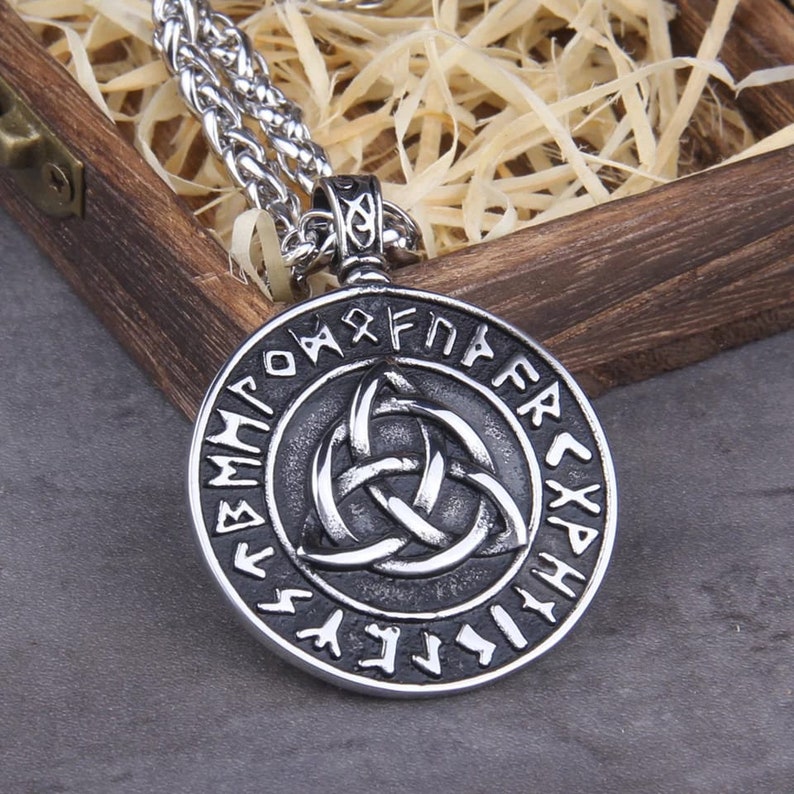 Women Men Viking Viking Protection -Viking Wedding Runes Pagan Gift Norse Viking Necklace Vegvisir Rune Necklace Nordic Viking Jewelry