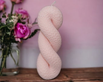 Bougie pilier, bougie nouée, bougie en corde, bougie tourbillonnante, bougie torsadée, décoration rustique, bougie pilier