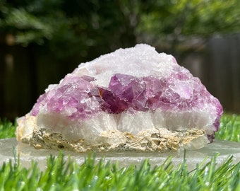 8 x 4.5 x 5.4 cm Druzy Quartz Crystal Specimen