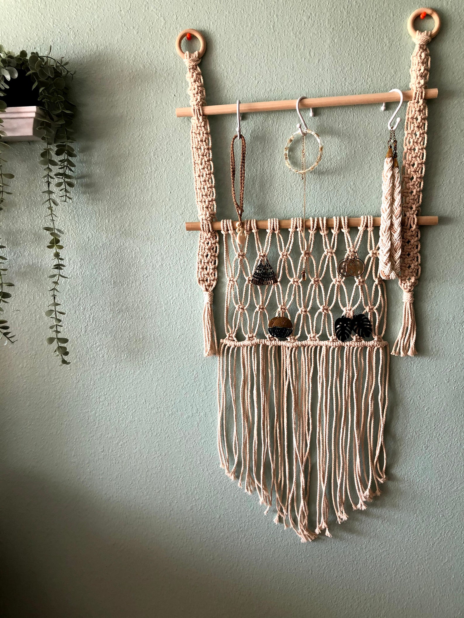 Macrame Jewelry Organizer Boho Photo Display Wall Hanging Etsy