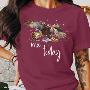 Majestic Eagle in Flight T-Shirt - Symbol of Freedom Bird Art Tee