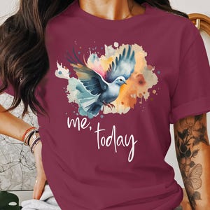 Peaceful Dove Nature T-Shirt - Tranquil Bird Design - Unisex Relaxed Fit