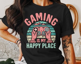 Gaming Is My Happy Place T-shirt - Gamer Graphic T-shirt - Unisex gamingkleding - cadeau videogameliefhebber - grappig gamershirt