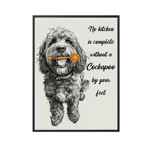 Ninguna cocina está completa sin un Cockapoo a tus pies. Divertido arte de perro Cockapoo para la pared de la cocina. Lienzo de perro. Póster de perro. Decoración de cocina.