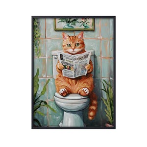 Op de afbeelding: Een gemberkat zit op een toilet en leest een krant met de titel "The Daily Shed". De kat draagt een witte kraag en heeft een ondeugende uitdrukking op zijn gezicht.