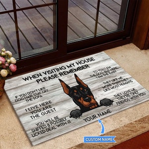 Dobermann Teppich, Dobermann Matte, Besuchen Mein Haus Fußmatte, Perfektes Geschenk für Hundeliebhaber, Hunde Fußmatte, Matte Wohnkultur, Lustiger Hundeteppich