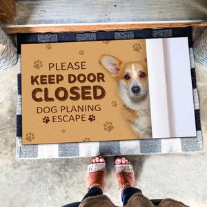 Pembroke Welsh Corgi Doormat, Dog Mom Doormat, Gift For Dog Lovers, Mom Gift, Dog Mat, Indoor Outdoor Mat, Home Doormat, Gift For Mom