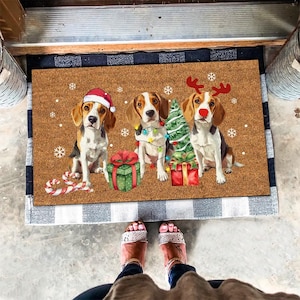 Christmas Beagle Mat, Xmas Dog Rug, Christmas Beagle Doormat, Perfect Gift For Dog Lovers, Christmas Dog Doormat, Housewarming Gifts
