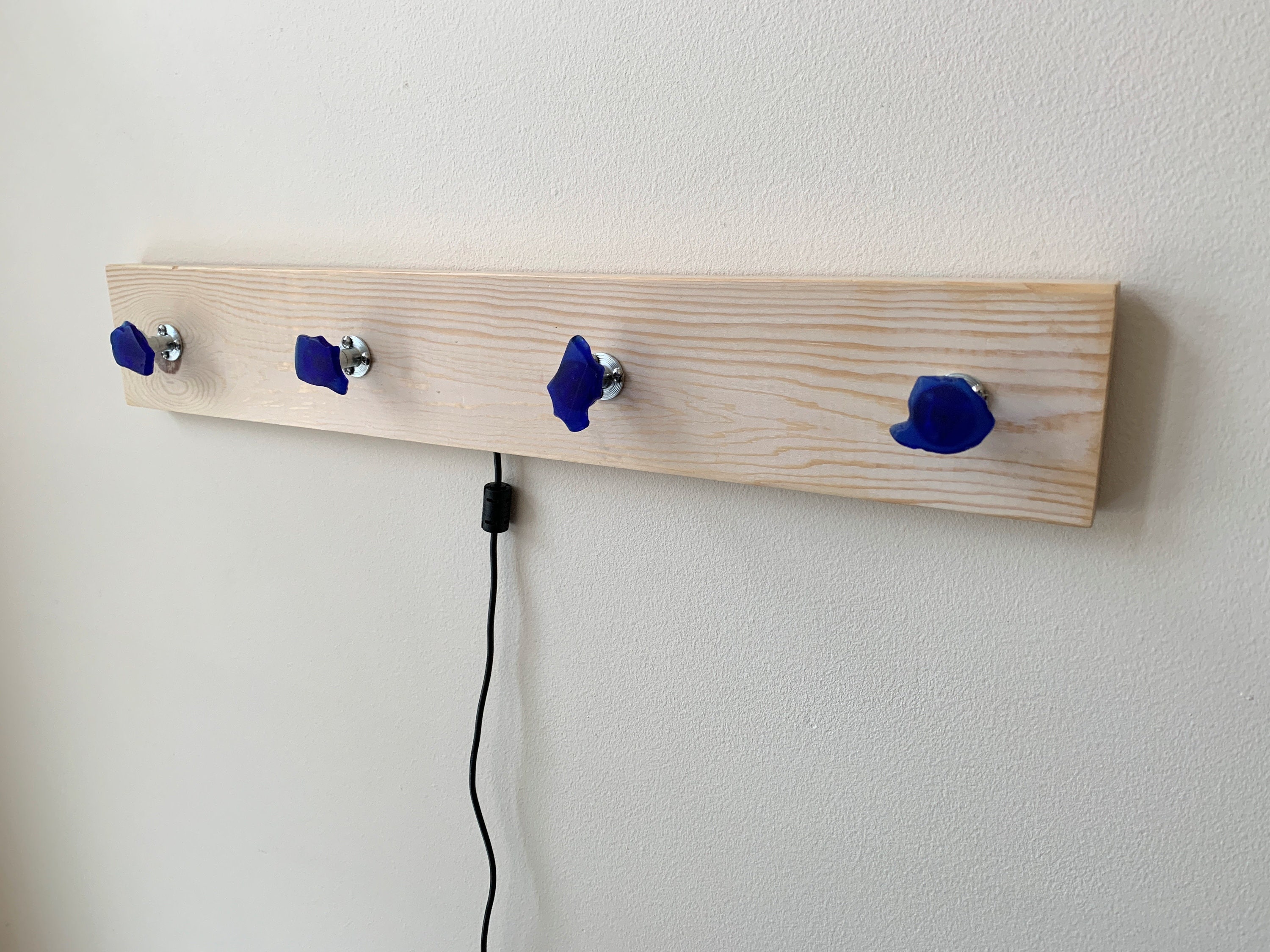 Lighted Beach Glass Wall Hooks with LED Lights, Nautical Coastal Sea Glass Decor