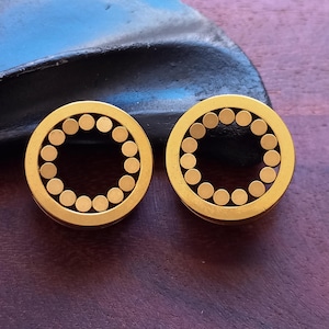 Dilatadores industrialis de acero 316L con PVD dorado - 20 mm - Calibre 3/4 - Modificación corporal - Joyería alternativa - Dilatadores minimalistas - Orejas elásticas - Nueva colección