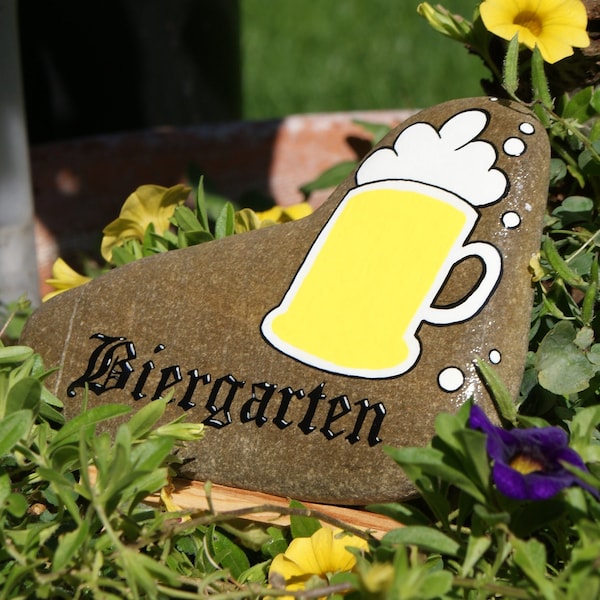 Biergarten Stein handbemalt Bierkrug Party Vatertag altdeutsche Schrift Geschenk verschenken Gartendekoration Gärtner Mitbringsel