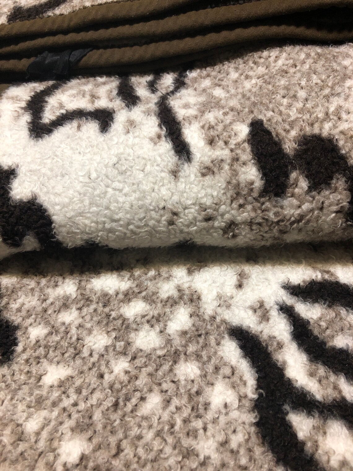 Biederlack Tiger Blanket Minimalis