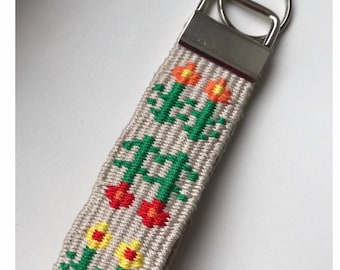 Daisy Key Fob Krokbragd weaving project PDF