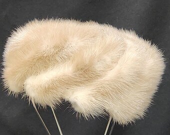 VTG  Bachrach\'s Original fur pillbox hat  . made in USA Vintage Bachrach main image 4