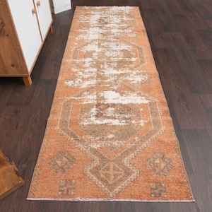 2.7x8.1 Ft Distressed Turkish runner rug, Vintage runner rug, Oushak runner rug, Kitchen rug, 3x8 Antique rug, Hallway rug, Kids Room rug