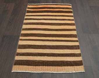 1.9x2.8 ft Turkish vintage rug, Bath mat, Bathroom rug, Kitchen throw carpet, Door mat, Vintage small rug, 1x2 Carpet, Entryway rug, 2x3 Rug