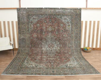 8x11 ft Persian Vintage Handwoven Rug, Oriental Area rug, Handmade Wool Rug, Oversized rug, Red rug, Living room rug, Dining Room, 7.9x11 ft