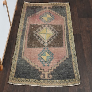 1.8x3.8 Ft Oushak rug, Turkish vintage rug, Bath mat, Bathroom rug, Kitchen throw carpet, Door mat, Bohemian rug, Gift, Laundry rug, 2x4 Rug