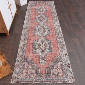 2.8x8.7 Ft Turkish runner rug, Hallway rug, 3x9 Vintage wool rug, Antique rug, Farmhouse decor, 3x9 Oushak runner, Kitchen rug, Bedroom rug