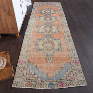 2.7x8.6 Ft Vintage Turkish runner, Entryway  rug, Anatolian rug, Oushak runner, Orange rug, 3x9 Hallway rug, Colorful runner, Boho decor