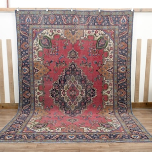 8x11 ft Persian Vintage Handwoven Rug, Oriental Area rug, Wool Rug, Oversized rug, Red Blue rug, Living room rug, Dining Room, 7.9x11.2 ft
