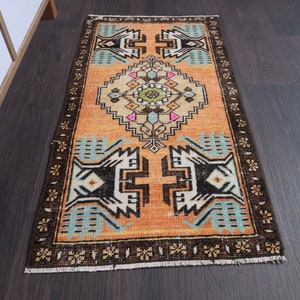 1.5x2.9 Ft Handmade Turkish rug, Vintage small rug, Wool rug, Bath mat, Bathroom rug 2x3, Kitchen rug, Antique rug 2x3, Entryway rug 2x3