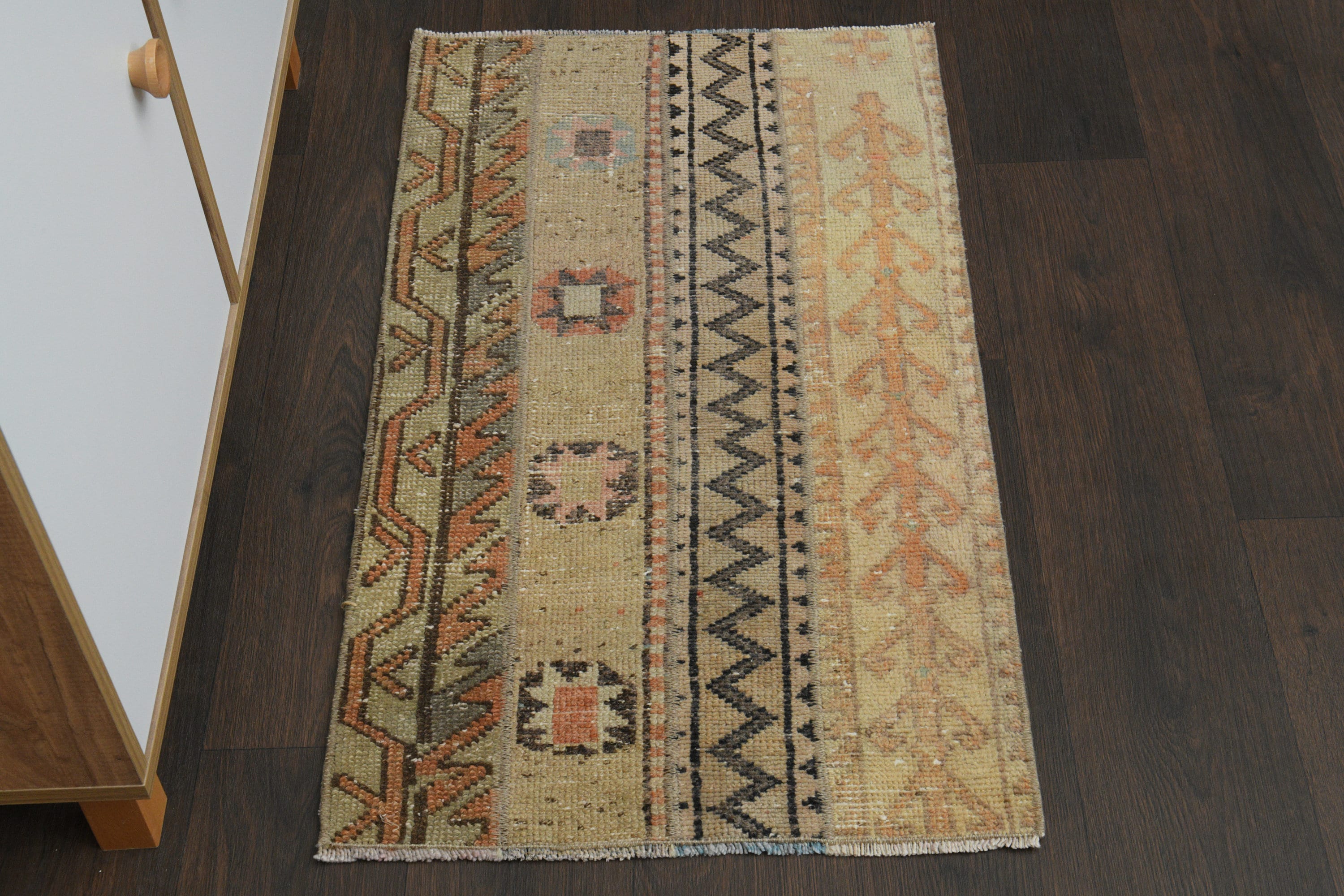 2x3 Turkish Rug, Vintage Rug, Oushak Rug, Bohemian Rug, Entryway