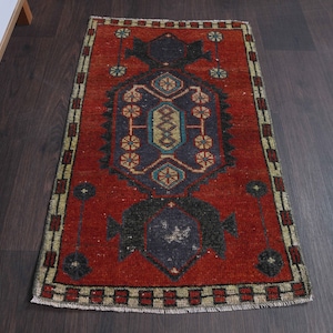 1.8x3.0 Ft Turkish wool small rug, Bath mat, Bathroom rug, Oushak rug, Handmade rug, Vintage laundry rug, Entryway rug, 2x3 Bedside rug