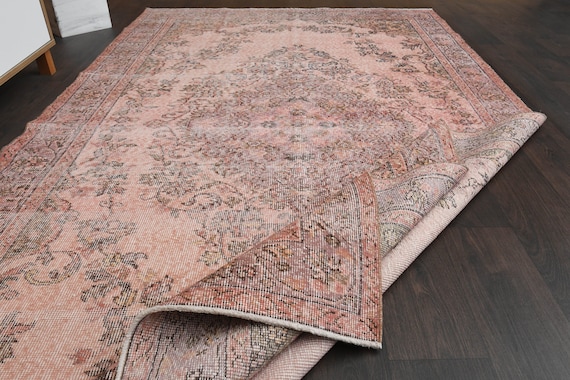 137×123 “Rose quartz”ViNTAGE TURKiSH RUG 137×123 “Rose quartz”ViNTAGE TURKiSH RUG