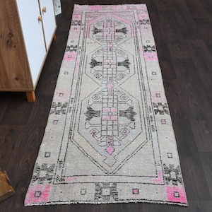 2.5x8.0 Ft Turkish runner, Vintage runner, Hallway rug, Oushak runner, Entryway rug, Handmade rug, Kitchen rug, 2x8 Runner rug, Wool rug